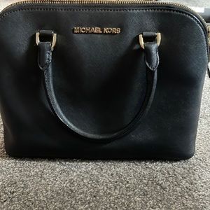 Black Michael Kors Shoulder Bag